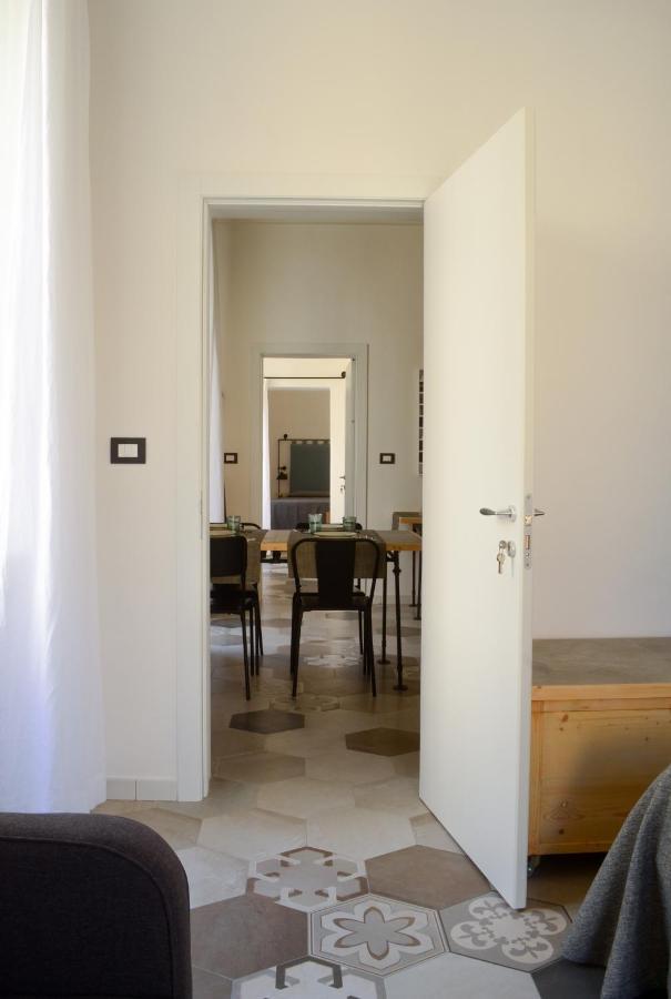 Le Tracce Bed & Breakfast Lecce Exterior photo